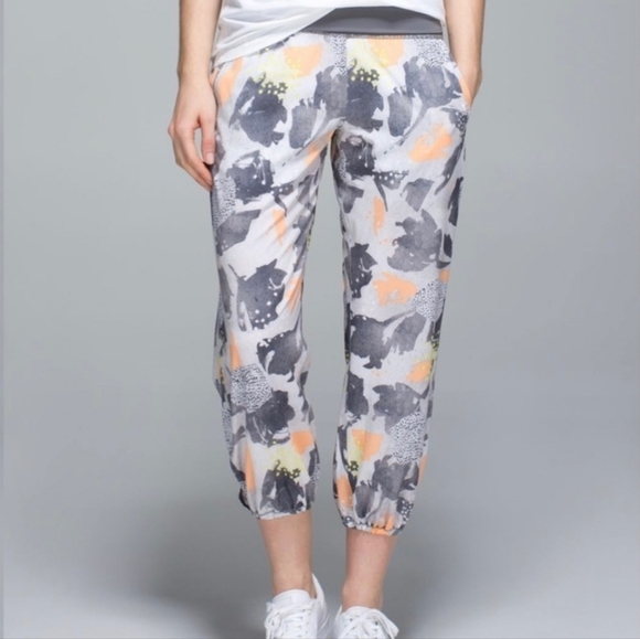 Lululemon Om Stylish Gray and Orange Women's Pants - Picture 1 of 5